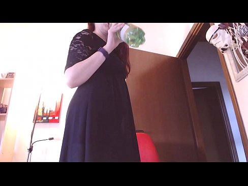 ❤️ Pokorna sužnja, ki obožuje umazane in sočne spodnjice, je po ogledu tega videa prisiljena masturbirati! ️ Seks pri nas ﹏