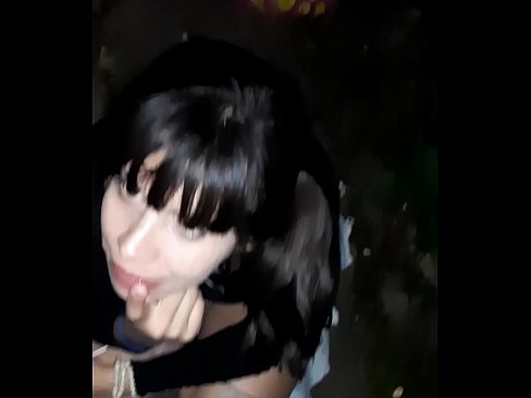 ❤️ Na ulici nabrekli penis v zameno za sladkarije ️ Seks pri nas ﹏